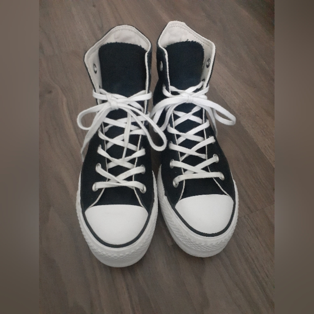 Converse Lift Platform High-Tops - Picture 2 of 10